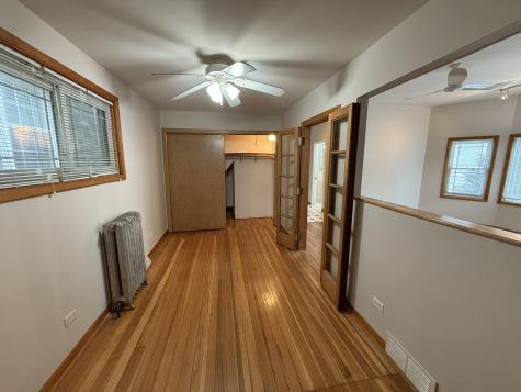 4844 West Montrose Avenue Chicago IL 60641