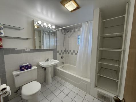 4844 West Montrose Avenue Chicago IL 60641