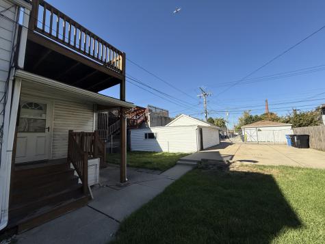 4844 West Montrose Avenue Chicago IL 60641