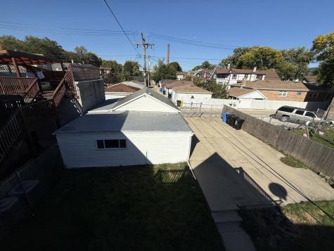 4844 West Montrose Avenue Chicago IL 60641