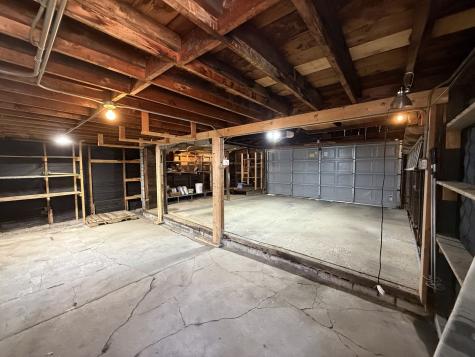 4844 West Montrose Avenue Chicago IL 60641