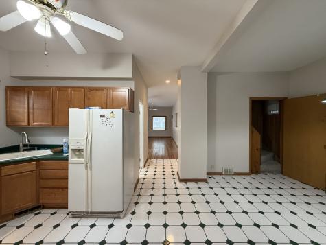 4844 West Montrose Avenue Chicago IL 60641