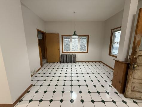 4844 West Montrose Avenue Chicago IL 60641