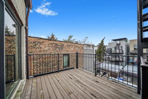 2430 West Iowa Street Chicago IL 60622