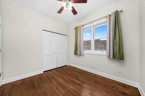 2430 West Iowa Street Chicago IL 60622