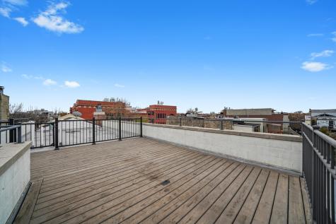 2430 West Iowa Street Chicago IL 60622
