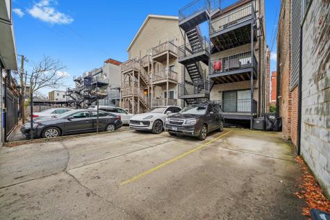 2430 West Iowa Street Chicago IL 60622
