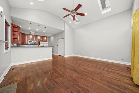 2430 West Iowa Street Chicago IL 60622