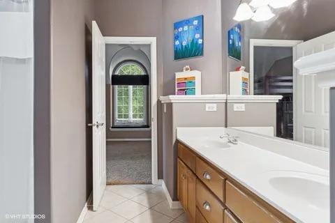 3179 Kingbird Lane Naperville IL 60564