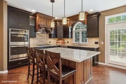 3179 Kingbird Lane Naperville IL 60564