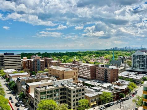 807 Davis Street Evanston IL 60201
