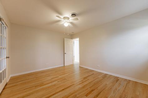 209 Washington Square Elk Grove Village IL 60007