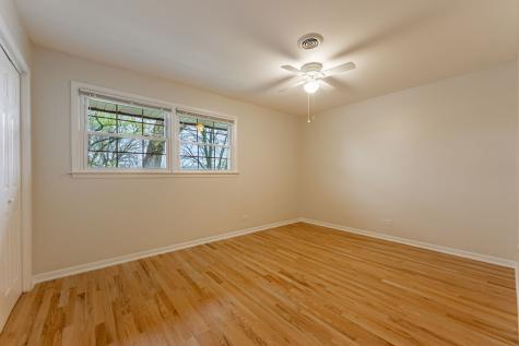 209 Washington Square Elk Grove Village IL 60007