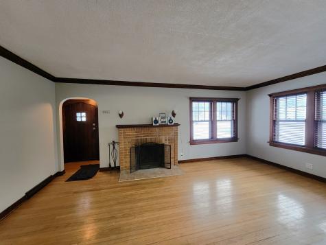 365 Vandalia Street Elgin IL 60123