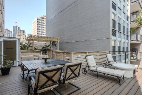 22 East Elm Street Chicago IL 60611