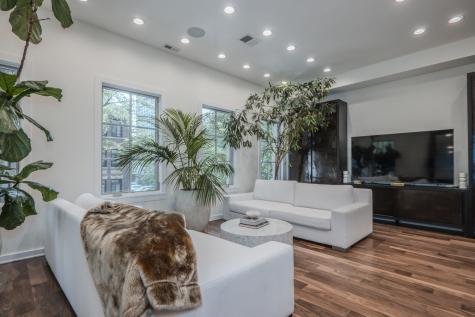 22 East Elm Street Chicago IL 60611