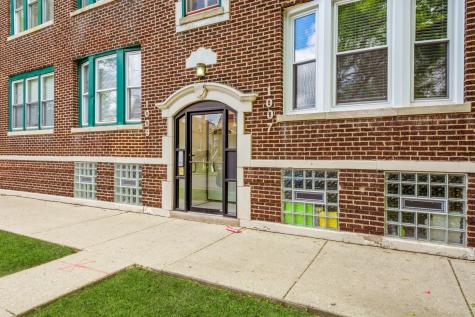 4954 West Augusta Boulevard Chicago IL 60651