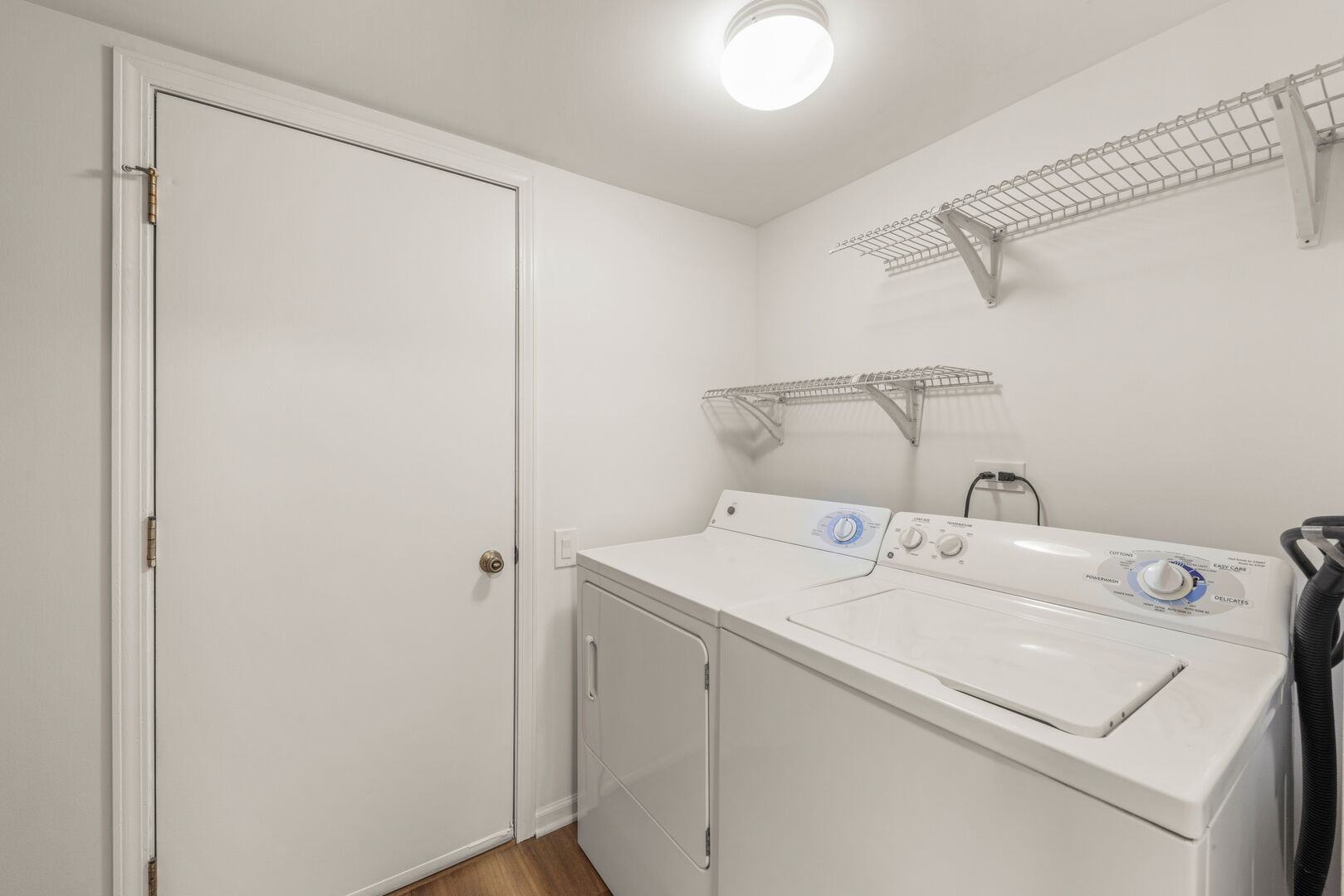 182 Half Moon Circle Aurora IL 60504