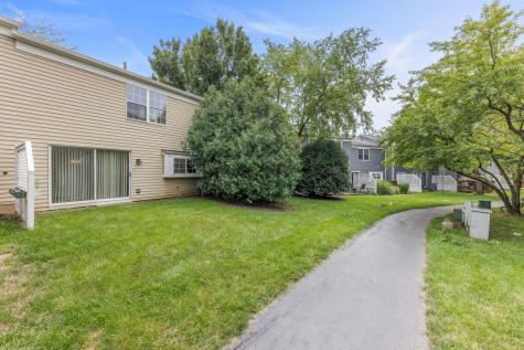 182 Half Moon Circle Aurora IL 60504