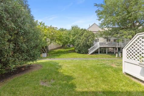 182 Half Moon Circle Aurora IL 60504