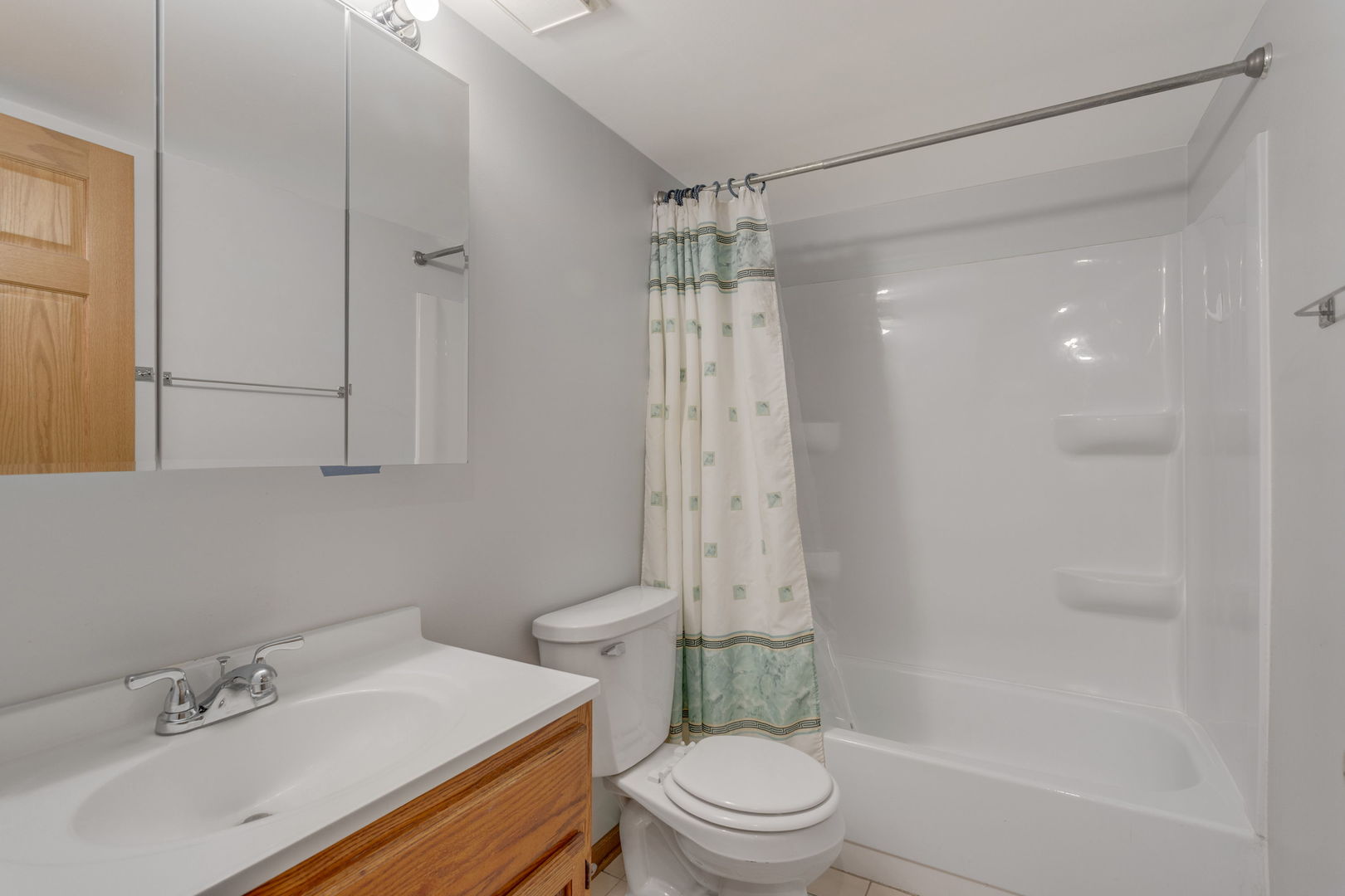 2505 Spring Street Woodridge IL 60517