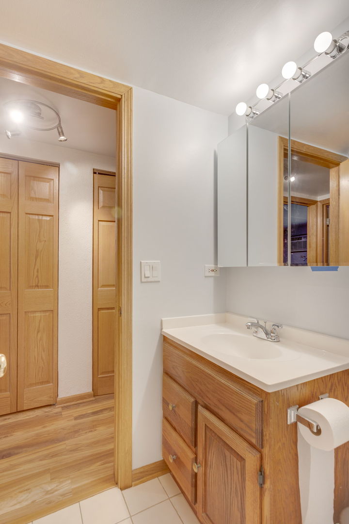 2505 Spring Street Woodridge IL 60517