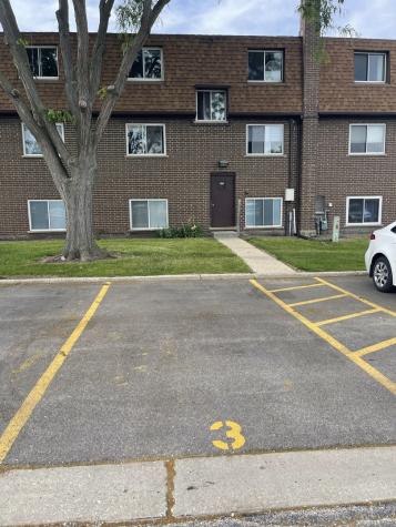 118 Boardwalk Street Elk Grove Village IL 60007
