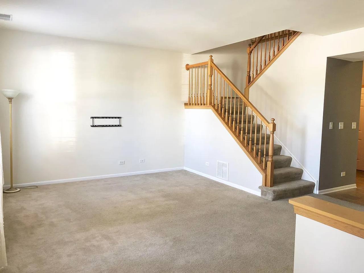 2575 Hillsboro Boulevard Aurora IL 60503