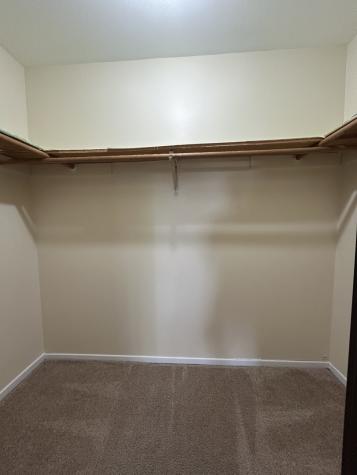 1077 Dickens Way Schaumburg IL 60193