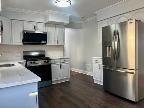6522 North Spaulding Avenue Lincolnwood IL 60712