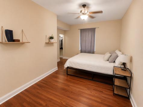 5328 West Leland Avenue Chicago IL 60630