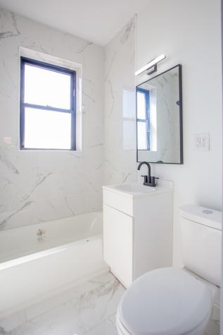 7505 South Yates Street Chicago IL 60649