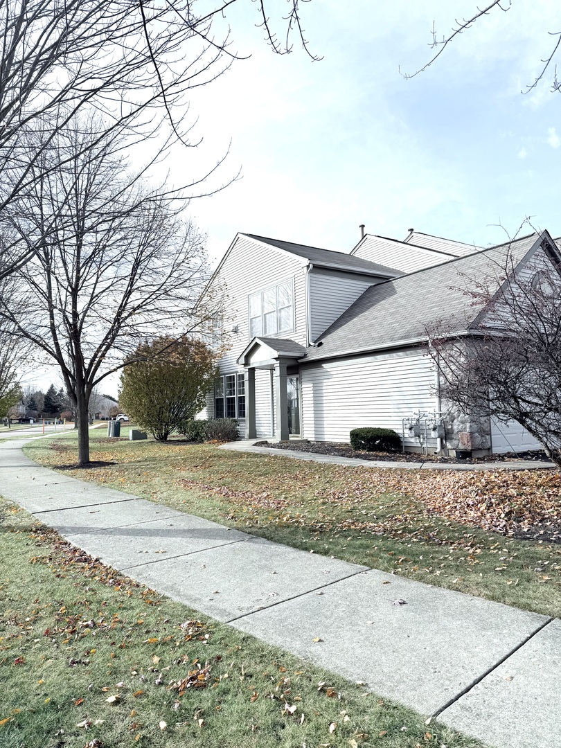 3345 Bromley Lane Aurora IL 60502