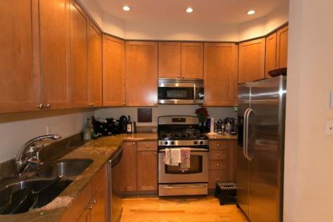 421 West Armitage Avenue Chicago IL 60614