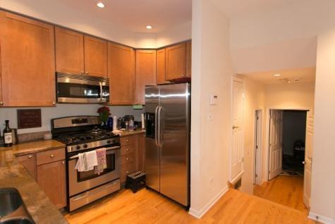 421 West Armitage Avenue Chicago IL 60614