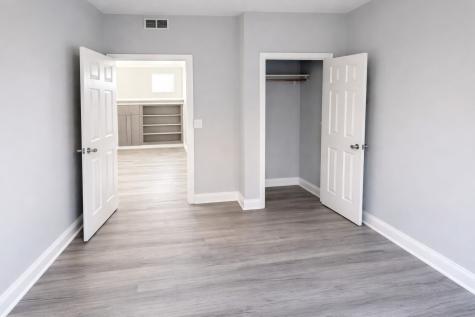 843 East Marquette Road Chicago IL 60637