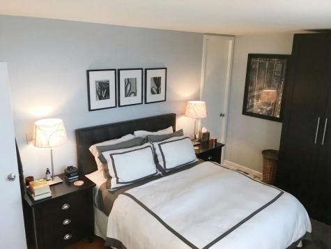 720 West Gordon Terrace Chicago IL 60613