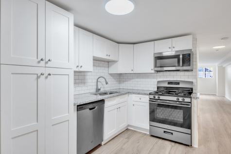 2023 West Superior Street Chicago IL 60612