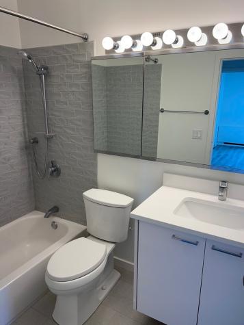 1850 North Clark Street Chicago IL 60614