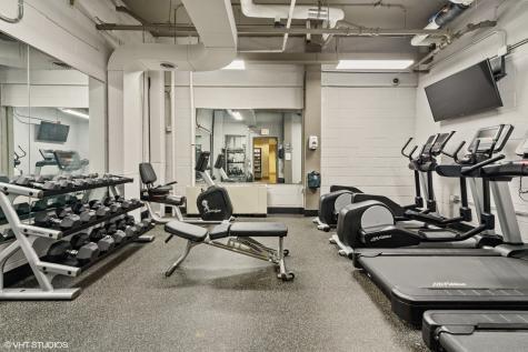 1850 North Clark Street Chicago IL 60614