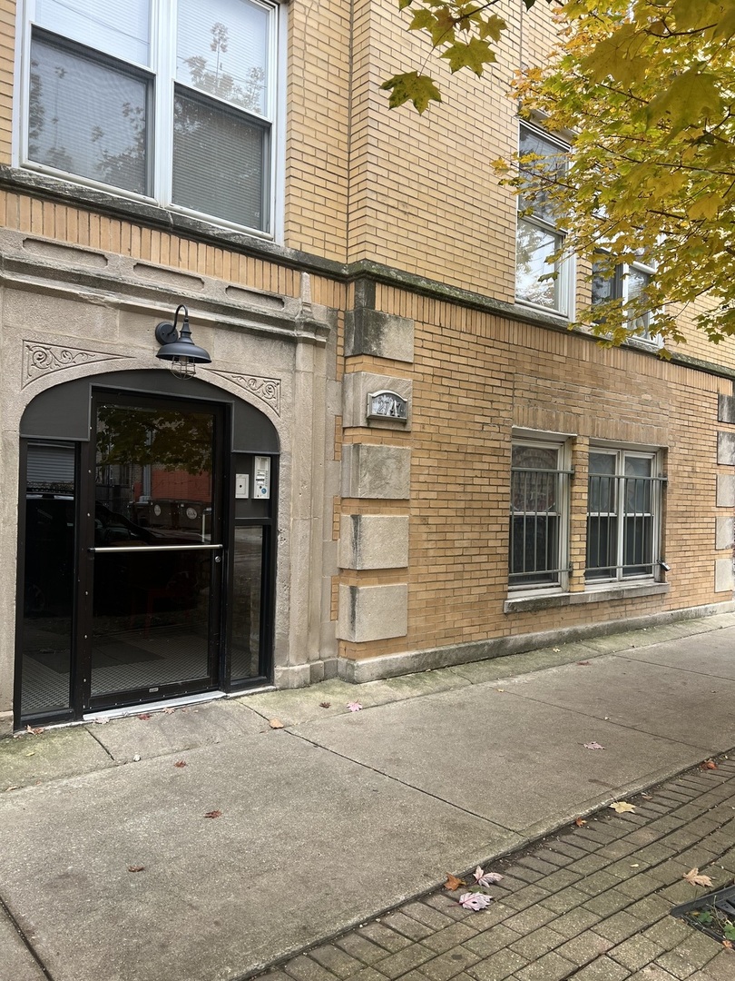 2747 West Lemoyne Street Chicago IL 60622