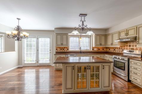 1214 Shoreline Drive Aurora IL 60504