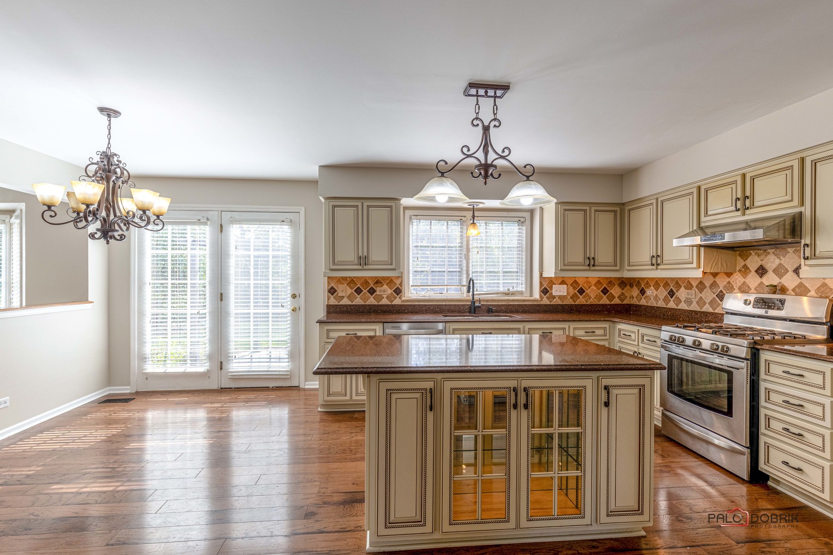 1214 Shoreline Drive Aurora IL 60504