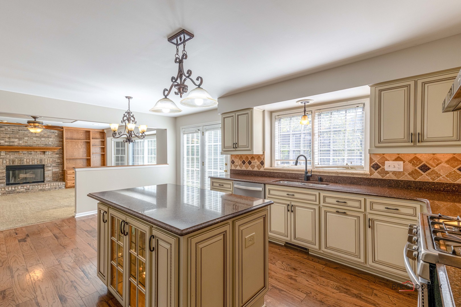 1214 Shoreline Drive Aurora IL 60504
