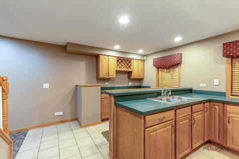 1214 Shoreline Drive Aurora IL 60504