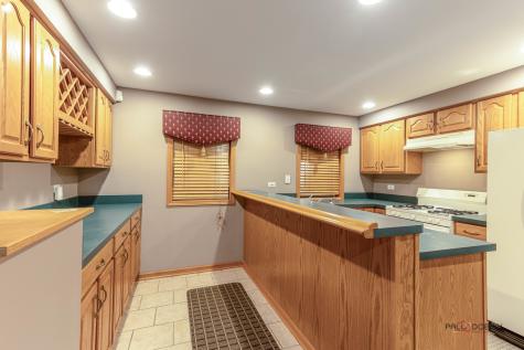 1214 Shoreline Drive Aurora IL 60504