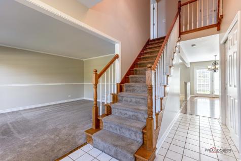 1214 Shoreline Drive Aurora IL 60504