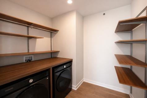1114 West Carroll Avenue Chicago IL 60607