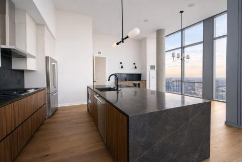 1114 West Carroll Avenue Chicago IL 60607