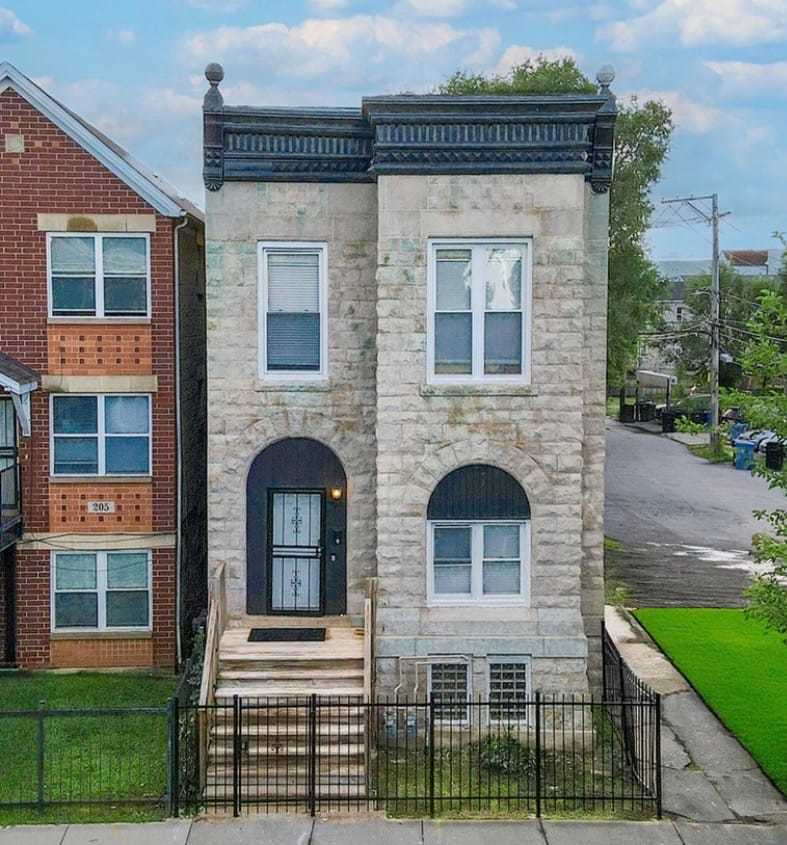 209 South Albany Avenue Chicago IL 60612